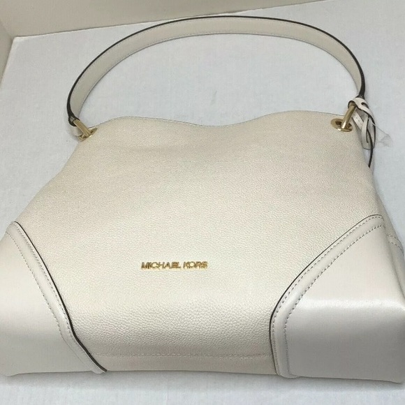 Michael Kors ‘Nicole’ Shoulder Bag in Light Cream Pebbled Leather, Medium, *NWT* - Picture 9 of 11